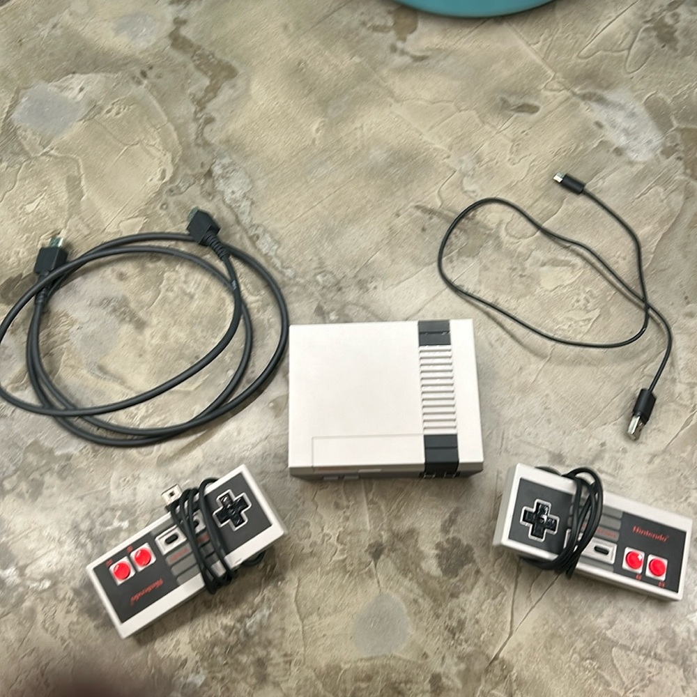 Nintendo Console Mini NES Classic Edition System, has 30 Original NES Games